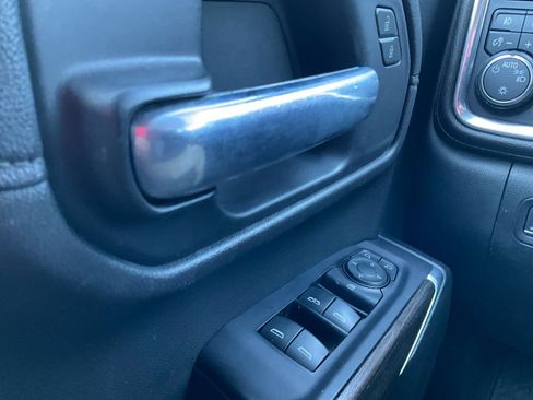 Used 2019 Chevrolet Silverado 1500 LT w/ All-Star Edition image 20