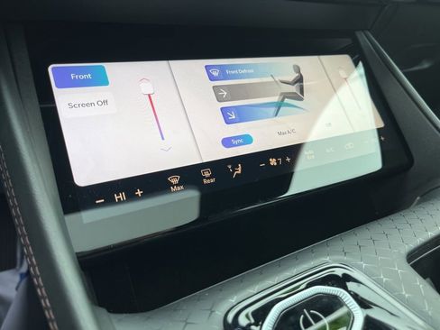 Used 2025 Jeep Wagoneer S Limited image 18