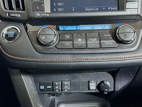 Used 2017 Toyota RAV4 SE AWD/4WD image 17