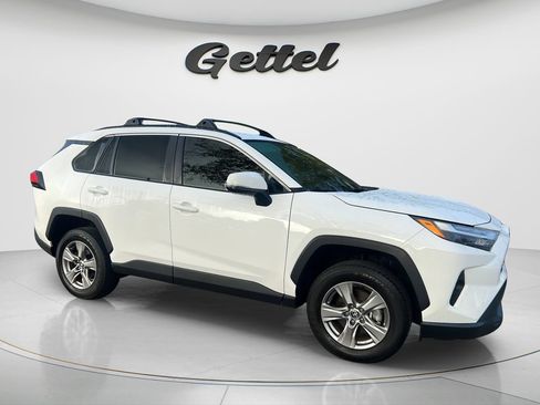 Certified 2025 Toyota RAV4 XLE FWD image 3