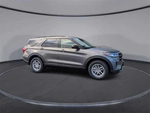 New 2026 Ford Explorer Active image 9