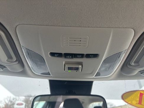 Used 2021 Toyota Corolla LE w/ Carpet Mat Package (TMS) image 35