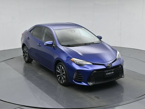 Used 2017 Toyota Corolla SE w/ Carpet Mat Package (TMS) FWD image 37