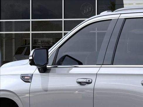 New 2026 GMC Yukon AT4 Ultimate AWD/4WD image 12