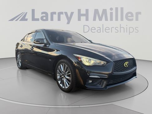 Used 2018 INFINITI Q50 Luxe w/ Essential Package (3.0T Luxe) AWD/4WD image 7