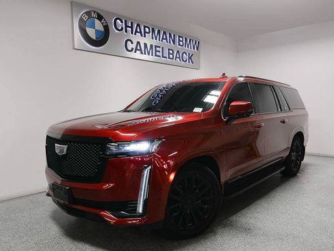 Used 2021 Cadillac Escalade ESV Sport Platinum AWD/4WD image 1