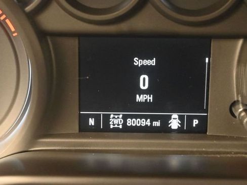 Used 2019 Chevrolet Silverado 1500 Custom Trail Boss w/ Custom Convenience Package AWD/4WD image 31