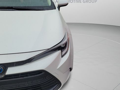 Used 2024 Toyota Corolla LE FWD image 9