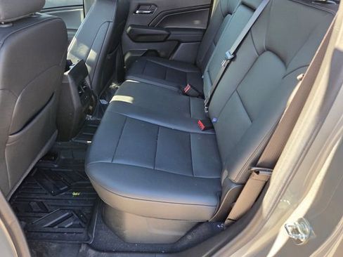 New 2025 Chevrolet Colorado W/T w/ WT Convenience Package II AWD/4WD image 7