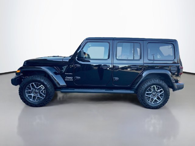 Used 2024 Jeep Wrangler Unlimited Sahara AWD/4WD image 4