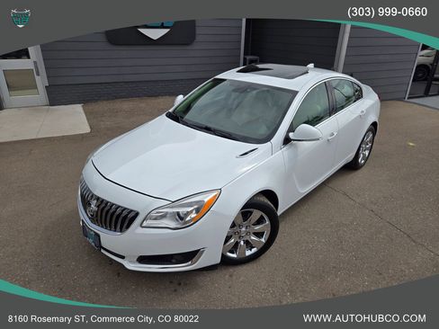 Used 2016 Buick Regal image 2