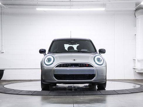 New 2026 MINI Cooper S image 2