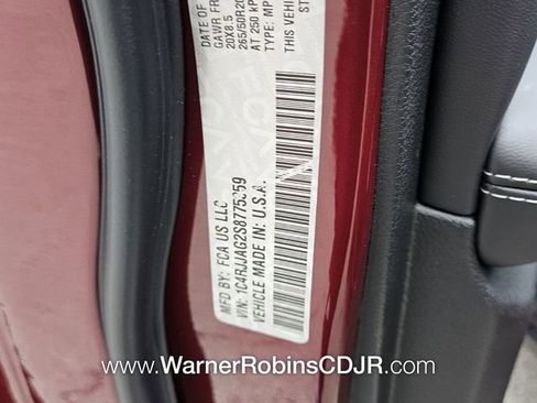 New 2025 Jeep Grand Cherokee L Altitude image 18