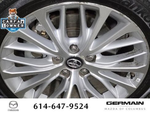 Used 2019 Toyota Camry XLE FWD image 13
