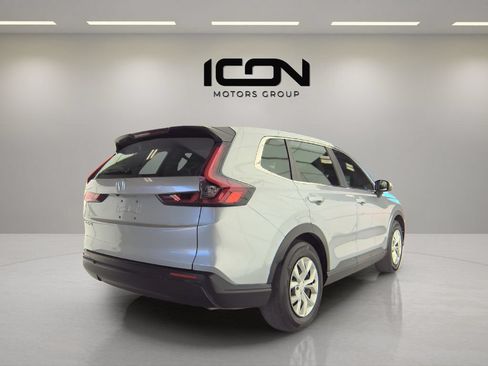 Used 2025 Honda CR-V LX image 3