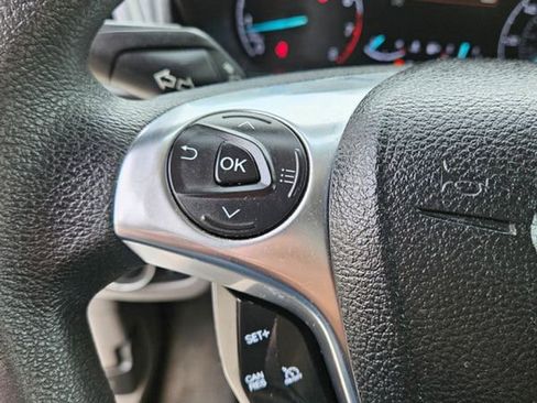 Used 2019 Ford Transit Connect XLT FWD image 12