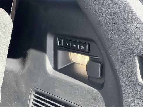 New 2026 Ford Explorer Platinum image 24