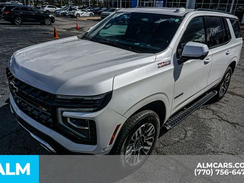 Used 2025 Chevrolet Tahoe Z71 w/ Comfort Package AWD/4WD image 19