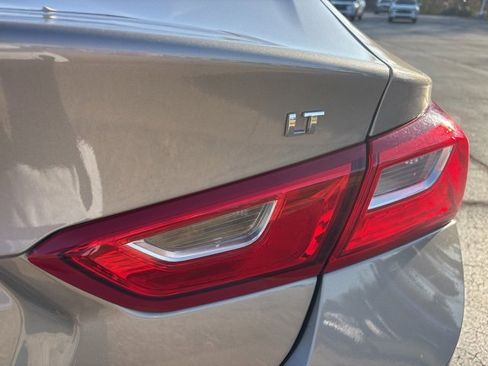 Used 2024 Chevrolet Malibu LT image 11