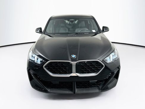 Used 2026 BMW X2 xDrive28i AWD/4WD image 2