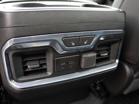 Certified 2022 Chevrolet Silverado 2500 LTZ w/ LTZ Plus Package image 21