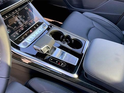 New 2025 Audi Q7 3.0T Prestige image 8