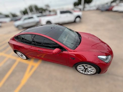 Used 2022 Tesla Model 3 Long Range AWD/4WD image 5