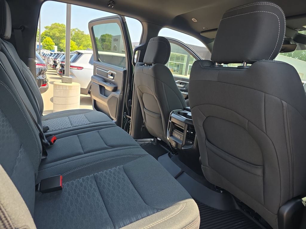 New 2026 RAM 1500 Big Horn AWD/4WD image 11