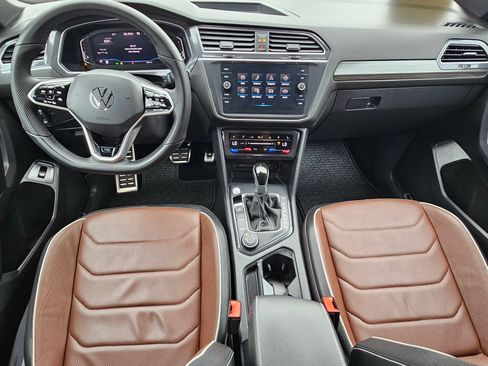 Used 2024 Volkswagen Tiguan SEL R-Line AWD/4WD image 22