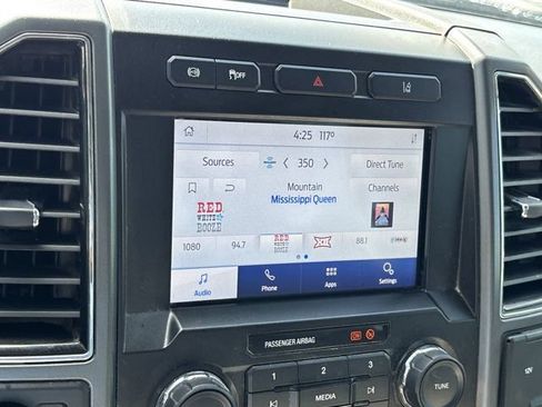 Used 2020 Ford F250 XLT w/ XLT Premium Package AWD/4WD image 29