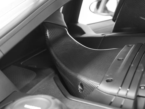Certified 2023 Porsche 718 Cayman GT4 RS w/ Weissach Package RWD image 34