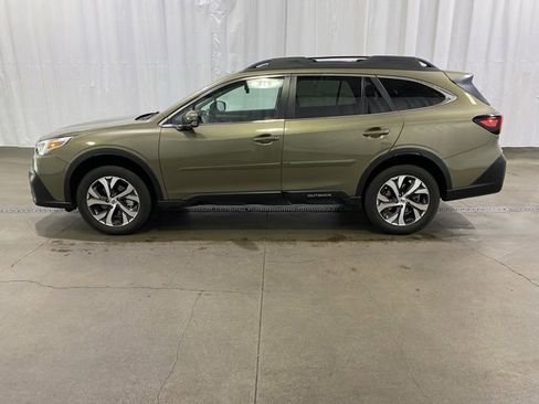 Used 2022 Subaru Outback Limited image 7