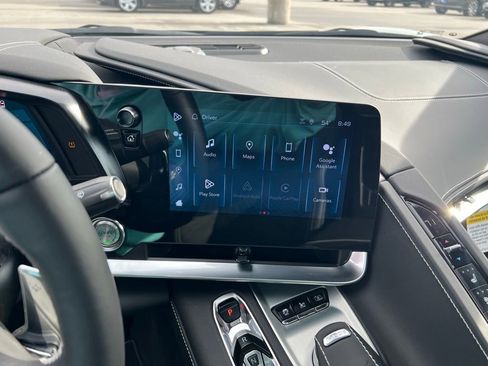 Used 2024 Chevrolet Corvette Stingray Premium Conv w/ Z51 Performance Package RWD image 36