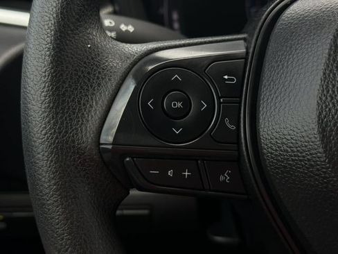 Used 2026 Toyota Corolla LE FWD image 23