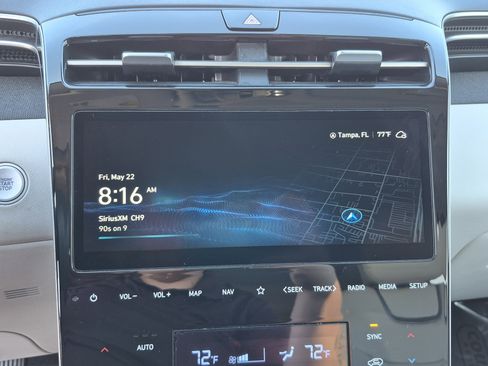 Certified 2024 Hyundai Tucson Limited AWD/4WD image 25