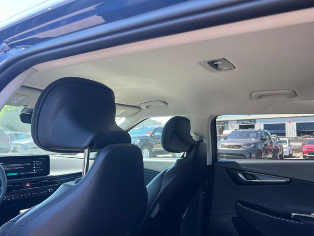 Certified 2025 Kia EV6 Light w/ Light LR Technology Package RWD image 13