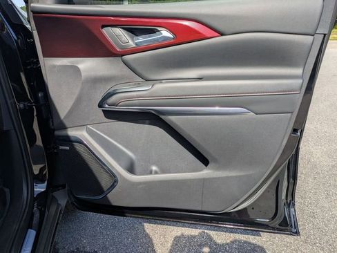 New 2026 Chevrolet Traverse Z71 w/ Enhanced Driving Package AWD/4WD image 37