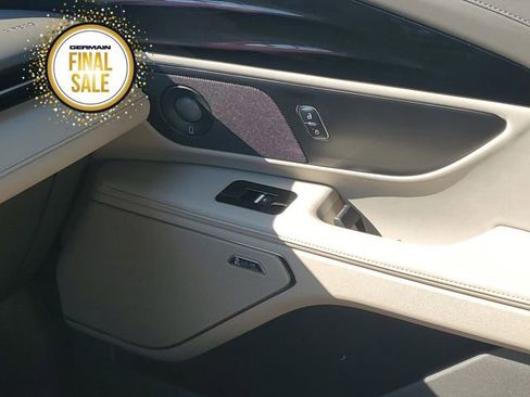 Certified 2024 Lincoln Nautilus Reserve w/ Equipment Group 202A image 24