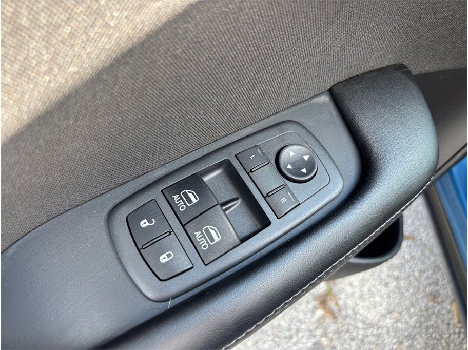 Used 2021 Dodge Challenger R/T Scat Pack RWD image 21