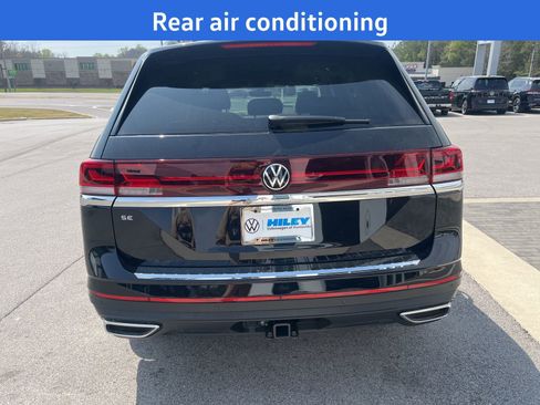 New 2026 Volkswagen Atlas SE FWD image 4