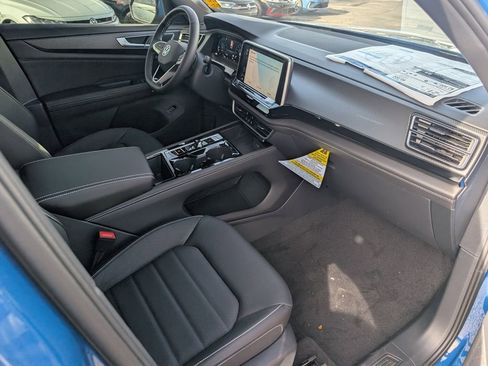 New 2025 Volkswagen Atlas Cross Sport SEL image 24