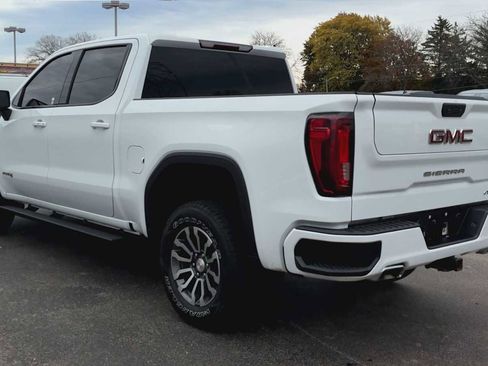 Used 2022 GMC Sierra 1500 AT4 image 4