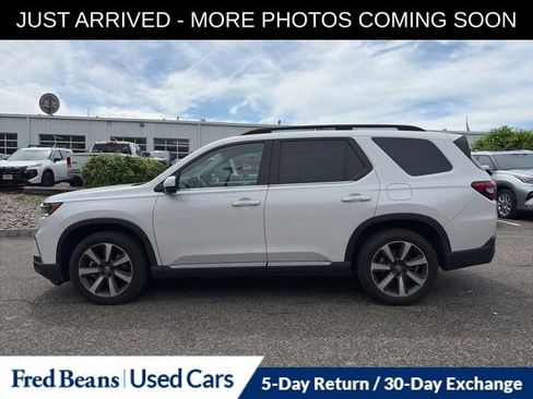 Used 2023 Honda Pilot Elite image 4