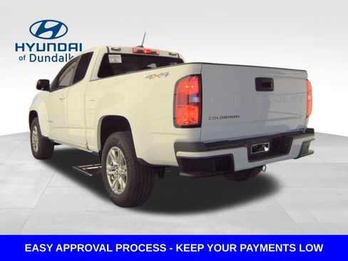Used 2021 Chevrolet Colorado LT w/ Fleet Safety Package image 10