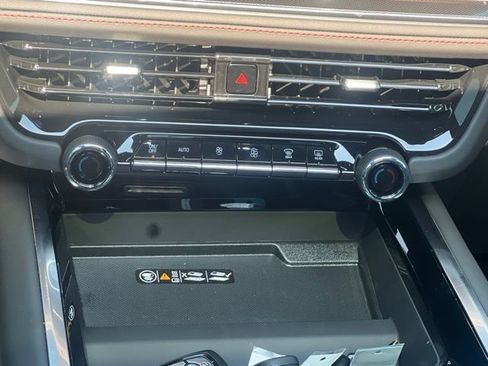New 2026 Chevrolet Tahoe RST w/ Advanced Technology Package AWD/4WD image 15