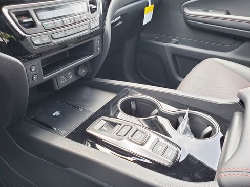 New 2025 Honda Ridgeline Black Edition image 19