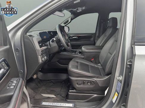 Used 2026 Chevrolet Suburban RST w/ Comfort Package RWD image 10