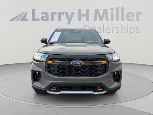 Used 2026 Ford Explorer Tremor w/ Tremor Ultimate Package AWD/4WD image 8