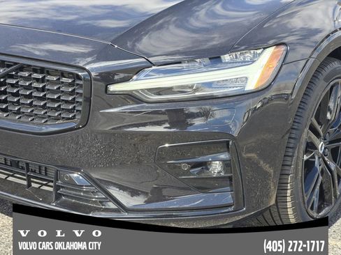 Certified 2024 Volvo S60 B5 Plus w/ Climate Package image 8