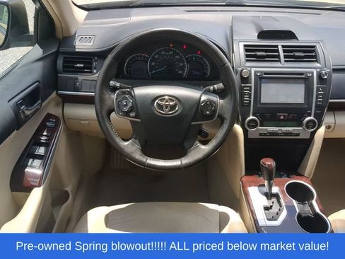 Used 2012 Toyota Camry XLE FWD image 39